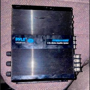 Pyle marine 400 watt 4 channel amplifier